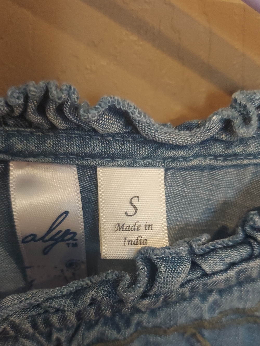 Denim Style Embroidered Ruffle Top - Picture 2 of 6